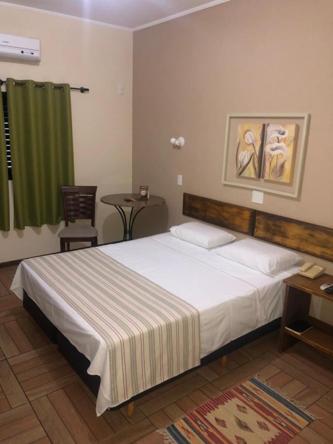 Mariá Plaza Hotel Araçatuba Kültér fotó